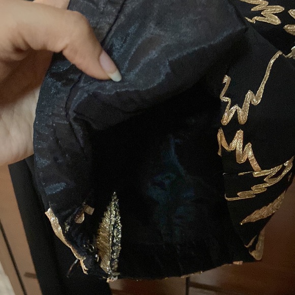 Beautiful black festive top with cape sleeves - Picture 5 of 5